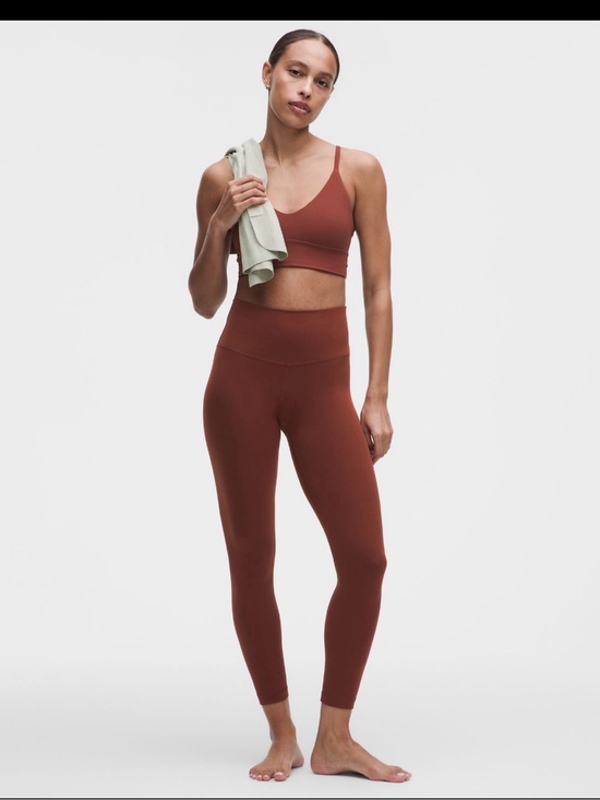 lululemon athletica Pants - Lululemon Wunder Train Capri Leggings